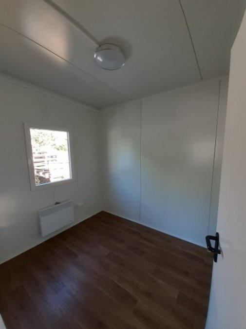 Container 35m2 med badeværelse, køkken, 2 soveværelser (6 x 5,8m) – Billede 3