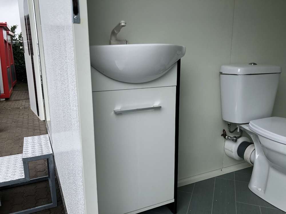 Remorque sanitaire double autonome – Image 8