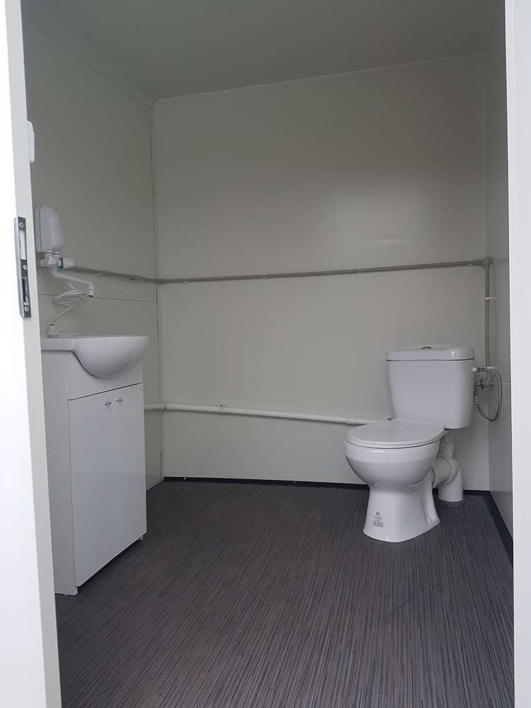 Remorque Sanitaire avec toilette double 3,50x2M 750KG – Image 13