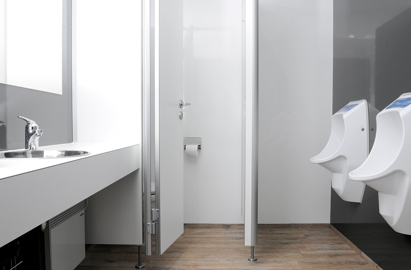 Remorque sanitaire 4 WC 3 urinoirs 3 lavabos – Image 5