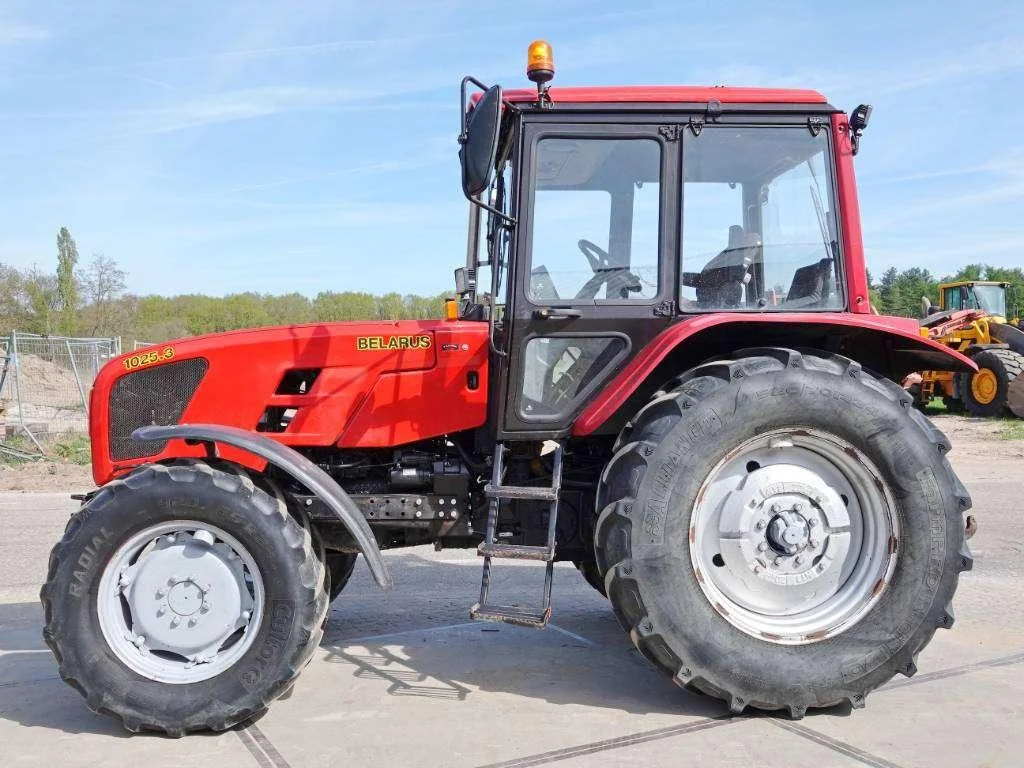 2015 Belarus 1025.3 – Image 3