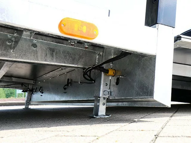 Remorque porte-voitures Vezeko Race Master H210cm 3,5t Treuil électrique Argent – Image 6