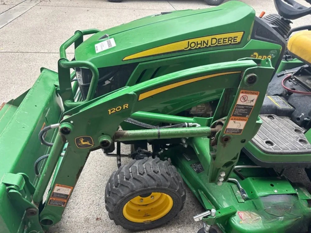 John Deere 1025R 2020 34 heures – Image 2