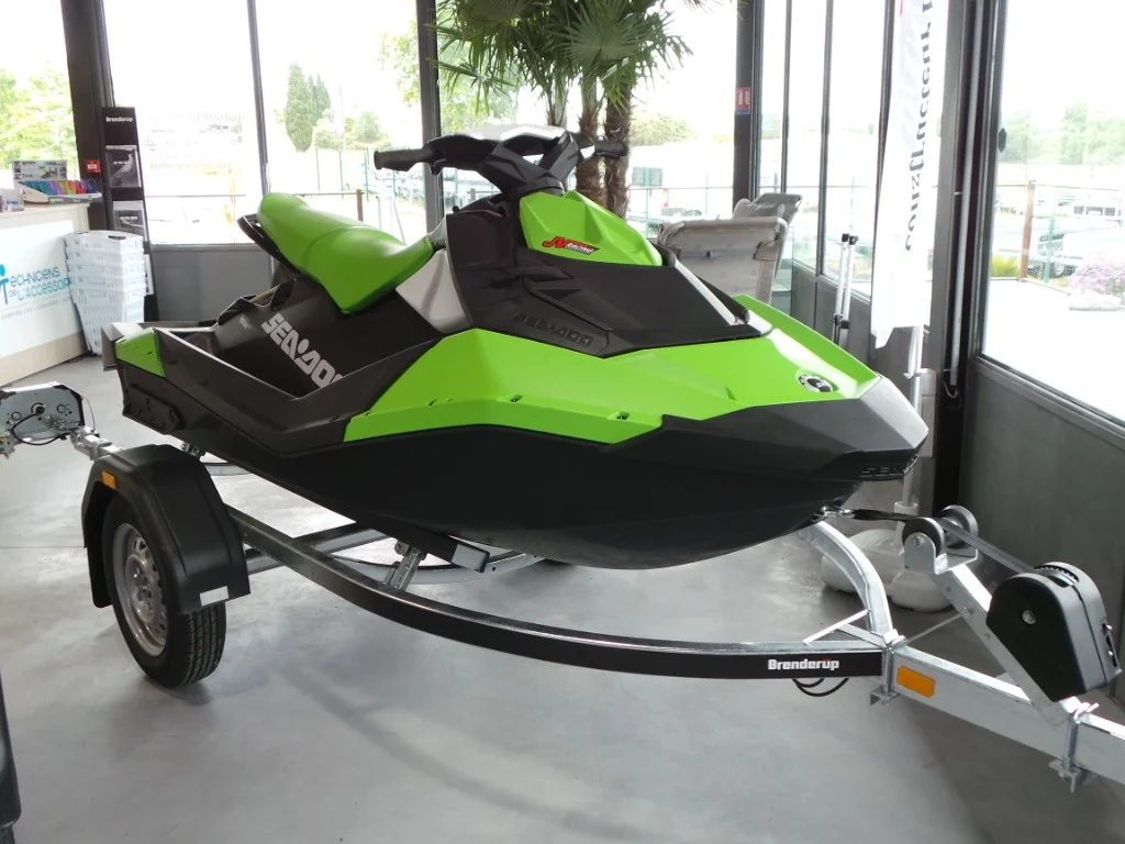 Remorque jet-ski Brenderup – PTAC 500 à 750 kg – Jusqu’à 4,50 m – Image 4