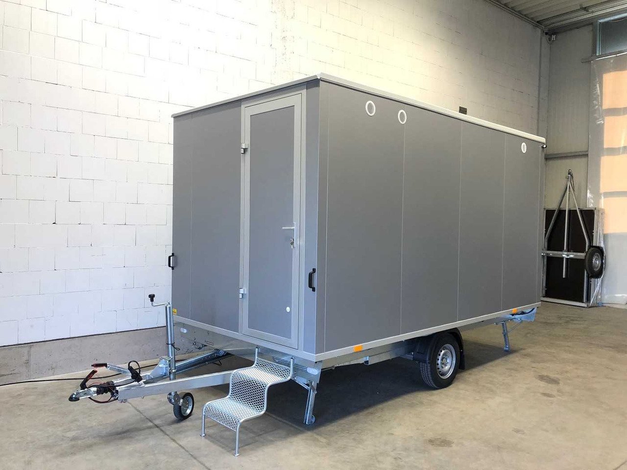Conteneur Remorque bureau 6 à 8 personnes avec toilettes neuf – Image 28