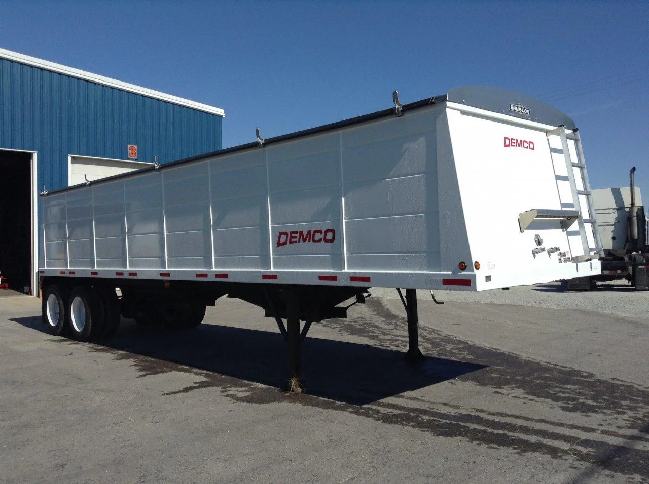 Remorque céréalière en acier Demco 2025 de 34 pi x 96 po